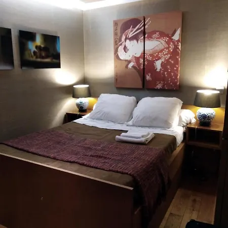 Interiors - Le Marais Louvre - Notre Dame Apartment *